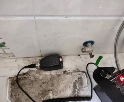 禹城屋顶漏水维修公司分享下卫生间漏水的危害及解决方法